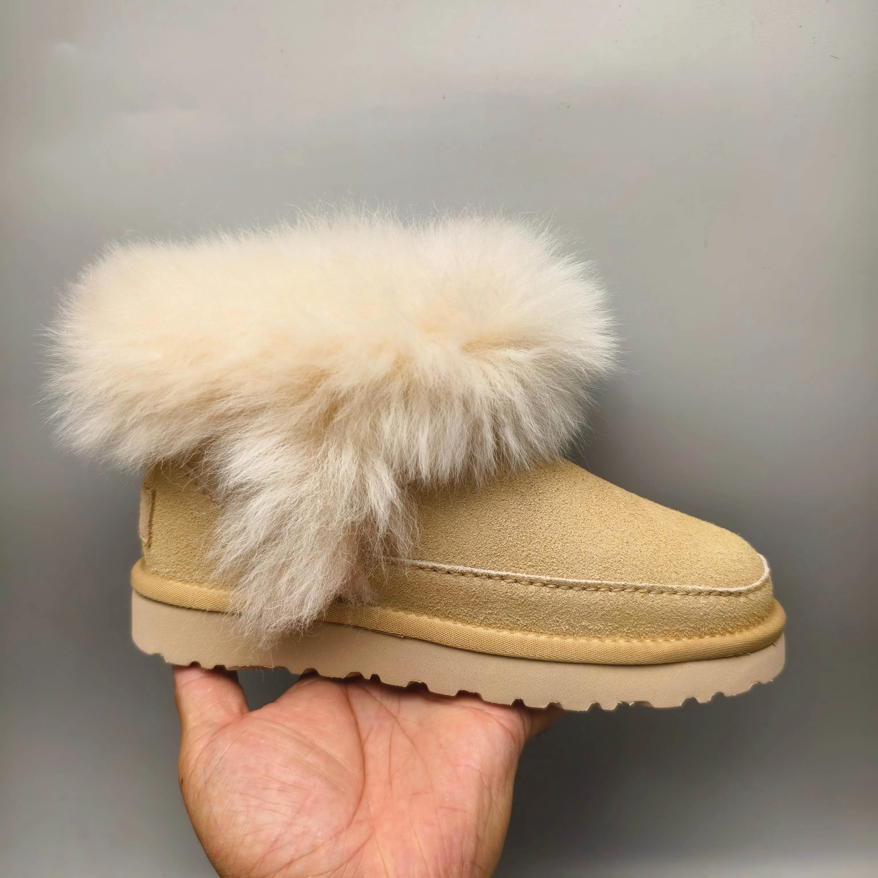 💰560 UGG sheepskin all-in-one snow boots 3832 fur fashion shoes color: maroon light blue sand matching size: 35-41
